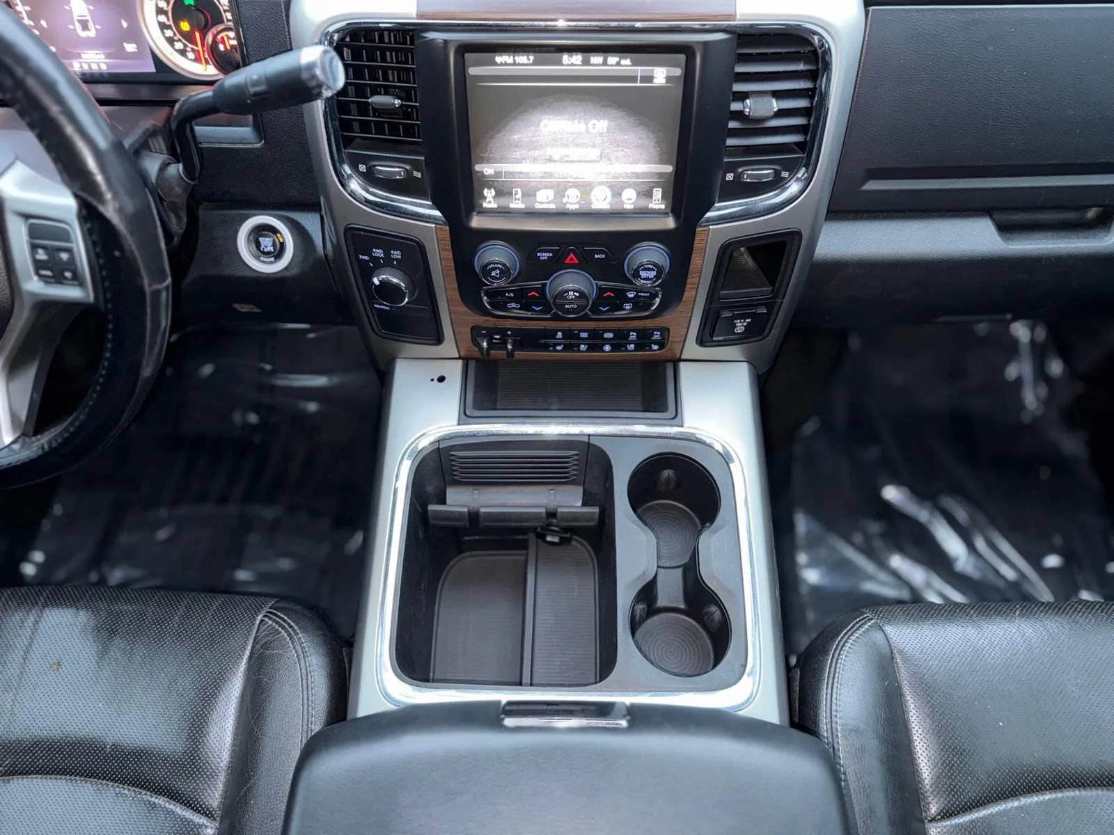 Used 2016 RAM 2500 Laramie w/ Convenience Group AWD/4WD image 21