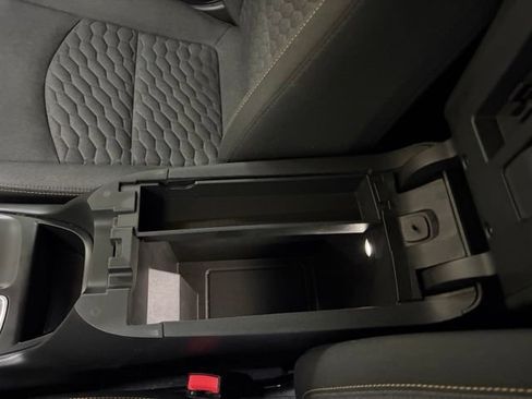 Used 2021 Chevrolet Equinox LT FWD image 65