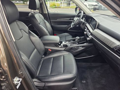 Used 2023 Kia Telluride EX AWD/4WD image 28
