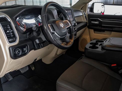 Used 2022 RAM 3500 Big Horn image 14