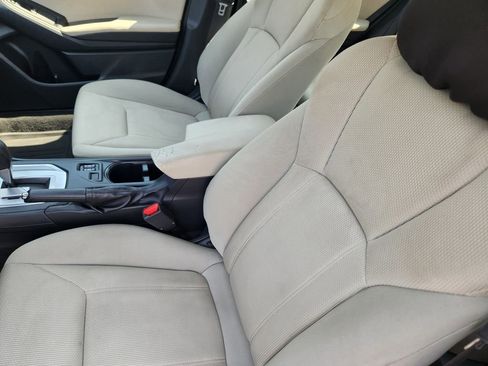 Used 2020 Subaru Impreza Premium image 8