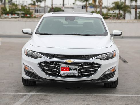 Used 2024 Chevrolet Malibu LT FWD image 3