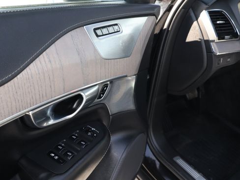 Used 2020 Volvo XC90 T6 Inscription w/ Protection Package image 11