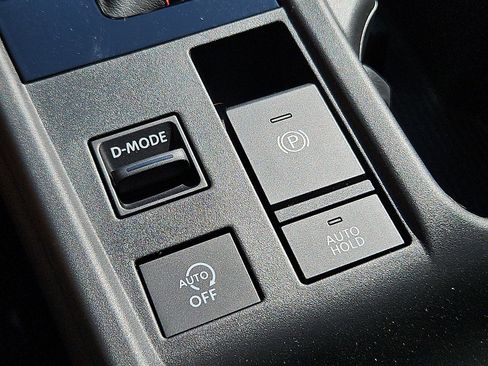 New 2026 Nissan Sentra SR FWD image 18