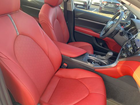 Used 2023 Toyota Camry XSE image 21