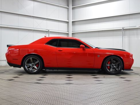 Used 2023 Dodge Challenger SRT Hellcat RWD image 9