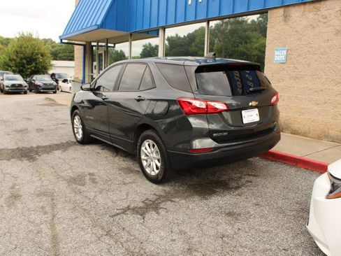 Used 2020 Chevrolet Equinox LS AWD/4WD image 4