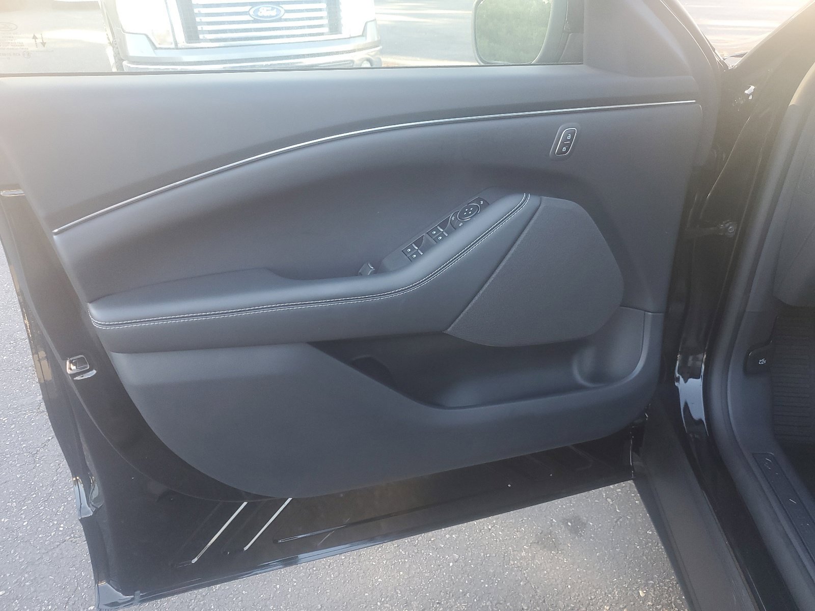 Used 2026 Ford Mustang Mach-E Select RWD image 12