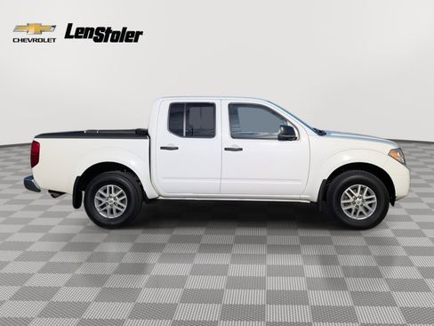 Used 2019 Nissan Frontier SV image 6