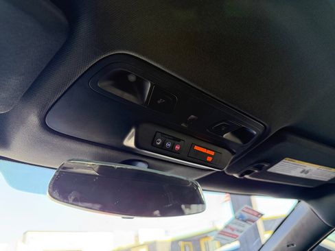 Used 2021 Chevrolet Camaro SS RWD image 18