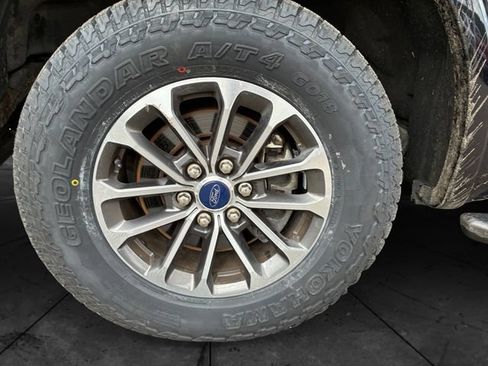 Certified 2019 Ford F150 XLT w/ Equipment Group 302A Luxury AWD/4WD image 5