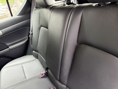 Used 2015 Lexus CT 200h w/ Navigation Package FWD image 31