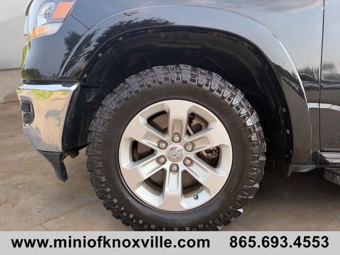 Used 2021 RAM 1500 Laramie AWD/4WD image 9