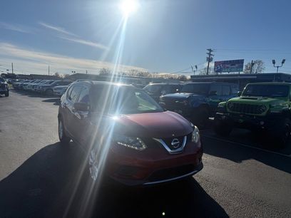 Used 2016 Nissan Rogue SV w/ SV Premium Package