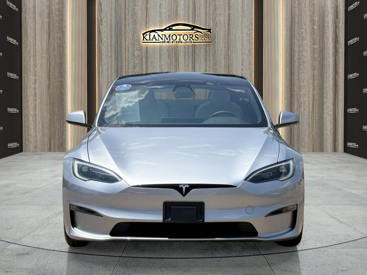 Used 2025 Tesla Model S AWD/4WD image 2