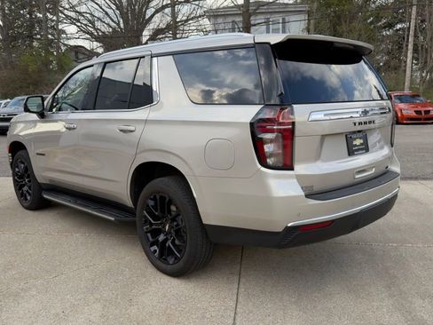 Used 2023 Chevrolet Tahoe LT w/ Luxury Package image 5