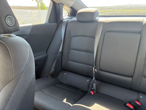 Used 2024 Chevrolet Malibu LT image 40