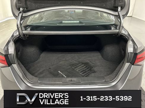 Used 2024 Nissan Sentra S FWD image 21