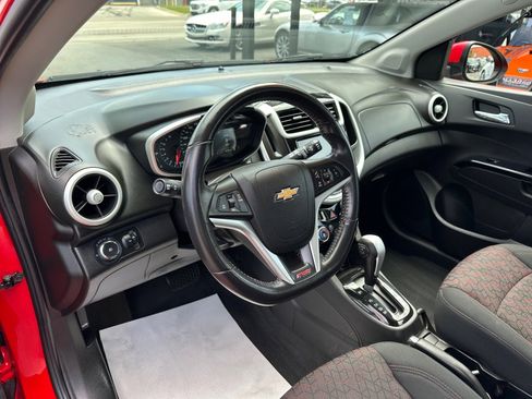Used 2017 Chevrolet Sonic LT w/ Convenience Package FWD image 15