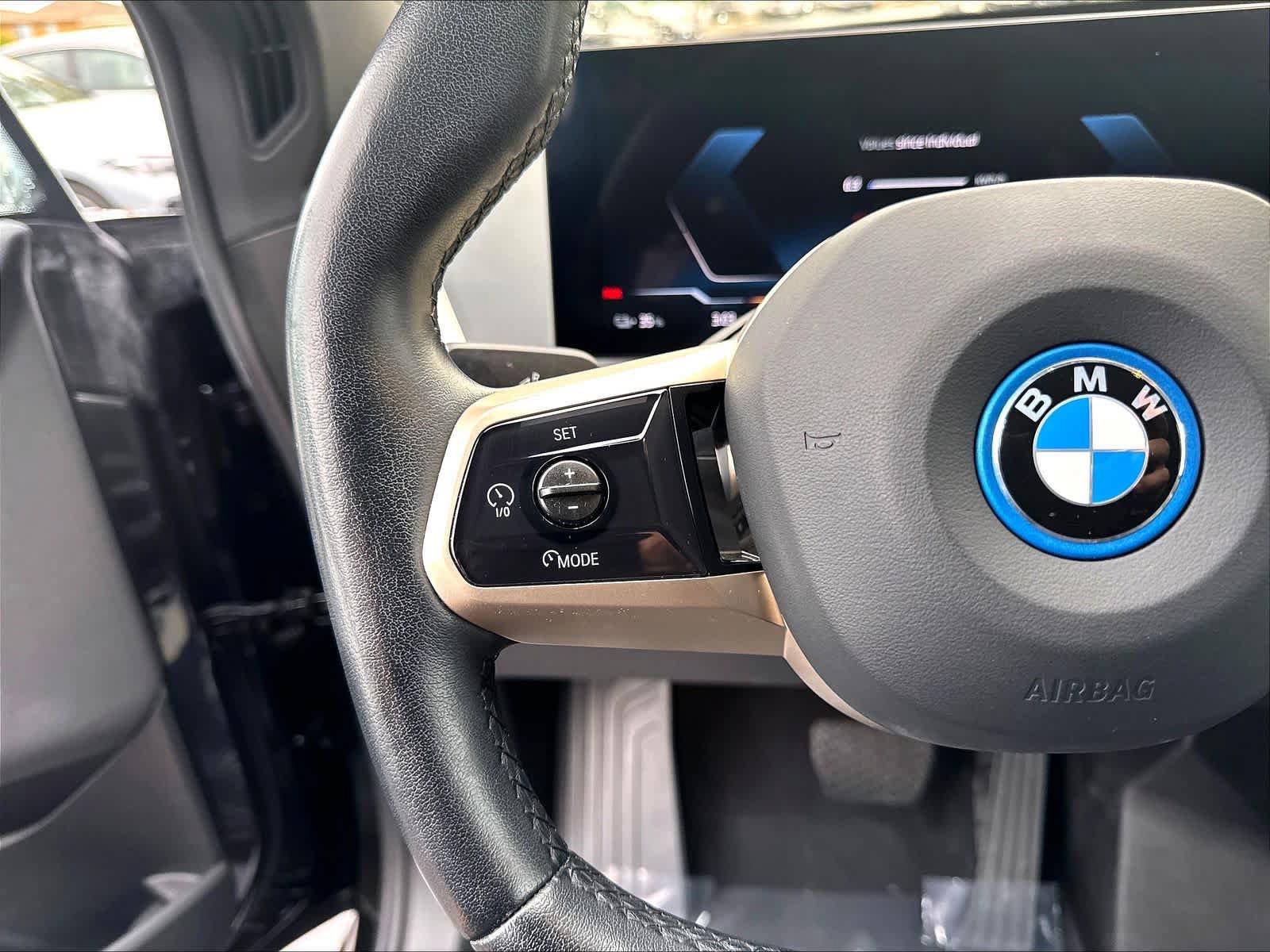 Used 2024 BMW iX xDrive50 w/ Sport Package AWD/4WD image 13