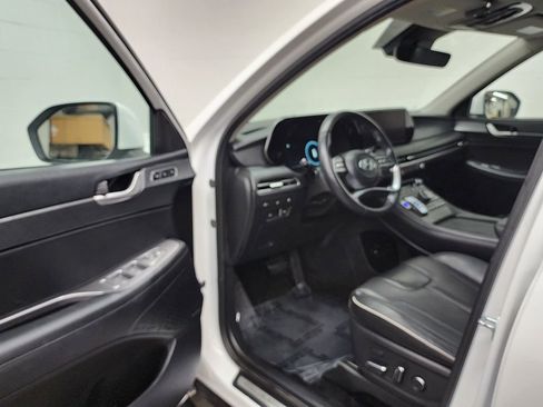 Used 2023 Hyundai Palisade Limited AWD/4WD image 10