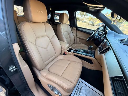 Used 2017 Porsche Macan GTS image 29
