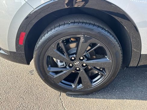 Used 2025 Buick Envision Sport Touring image 18