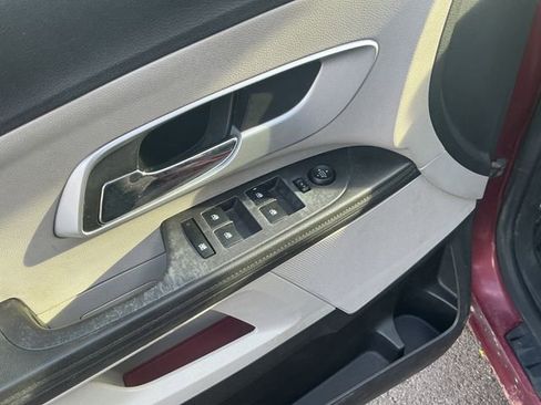 Used 2010 Chevrolet Equinox LS AWD/4WD image 12