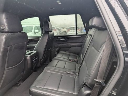 Used 2025 Chevrolet Tahoe LS image 10