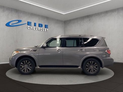 Used 2017 Nissan Armada Platinum w/ Interior Lighting Package image 4