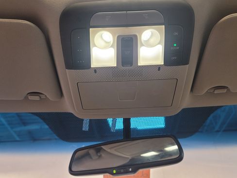 Used 2012 Acura TL w/ Technology Package image 27