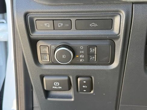 Used 2022 Ford F150 Lariat w/ Equipment Group 502A High AWD/4WD image 17