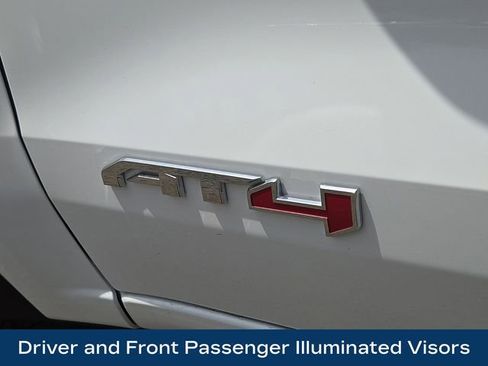 Used 2026 GMC Canyon AT4 AWD/4WD image 33