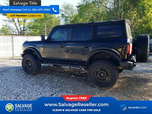 Used 2022 Ford Bronco Outer Banks AWD/4WD image 3