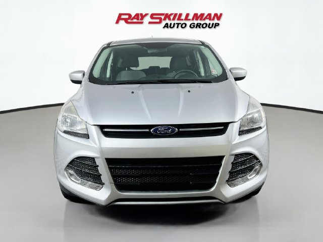 Used 2016 Ford Escape SE w/ SE Cold Weather Package AWD/4WD image 2