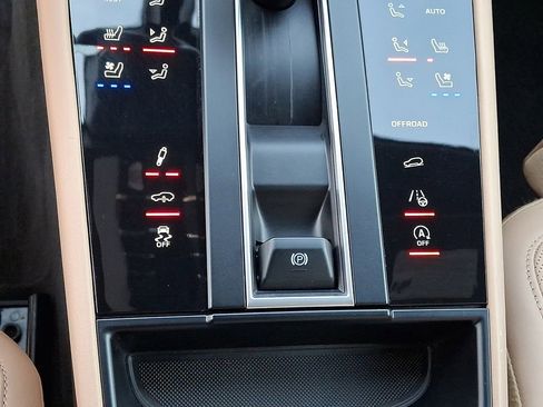 Used 2023 Porsche Macan S image 27