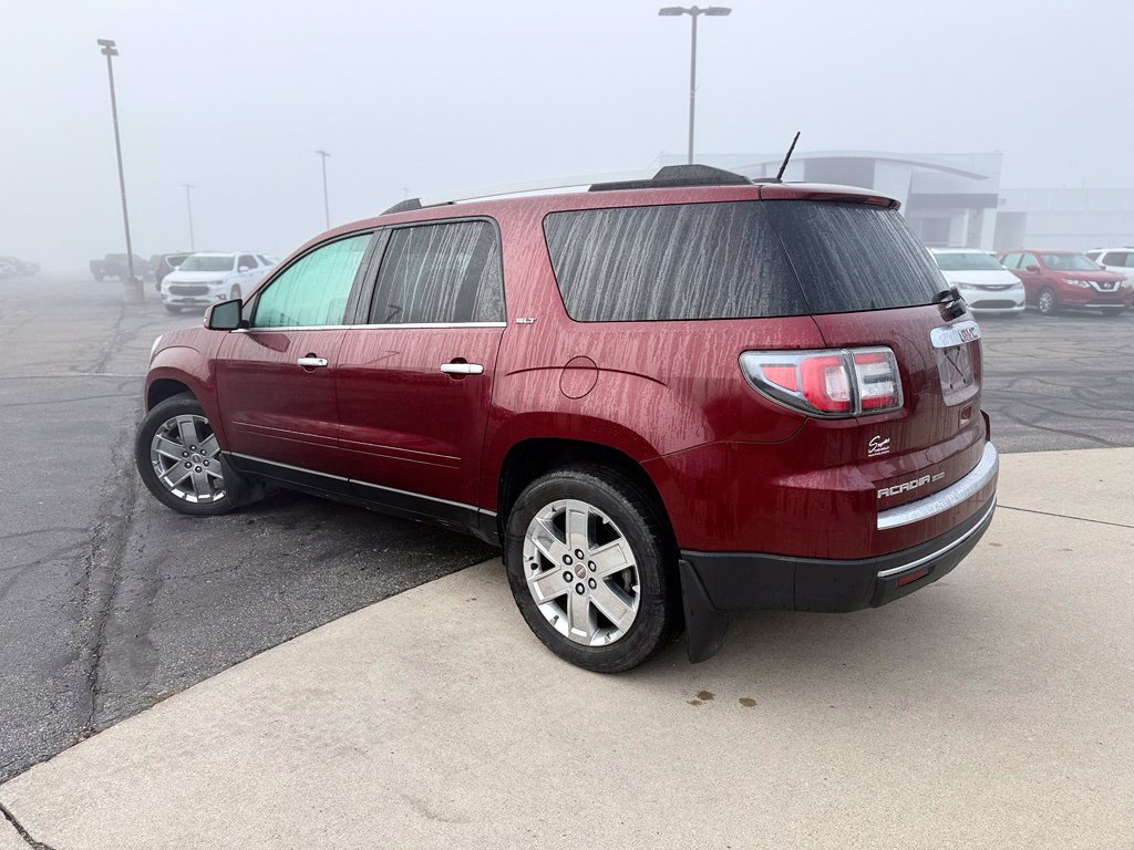 Used 2017 GMC Acadia Limited SLT AWD/4WD image 3