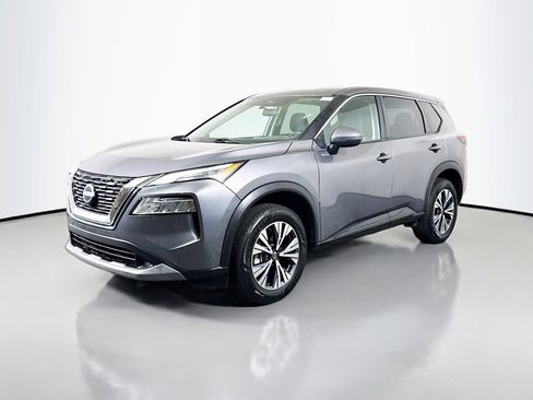 Used 2022 Nissan Rogue SV FWD image 4