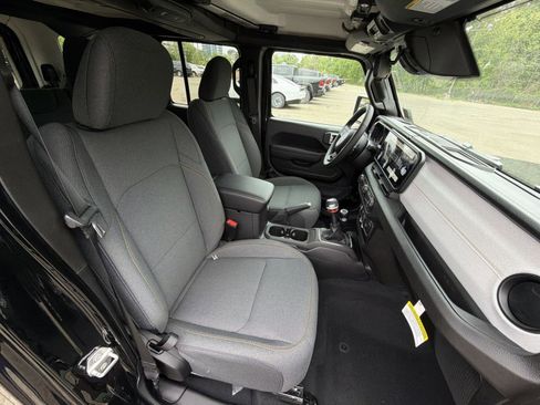New 2026 Jeep Wrangler Unlimited Sport AWD/4WD image 25