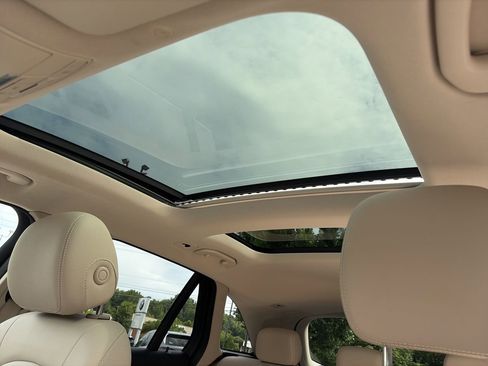 Used 2020 Mercedes-Benz GLC 300 image 30
