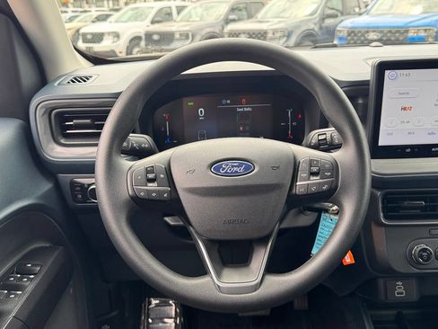 Used 2025 Ford Maverick XL FWD image 21