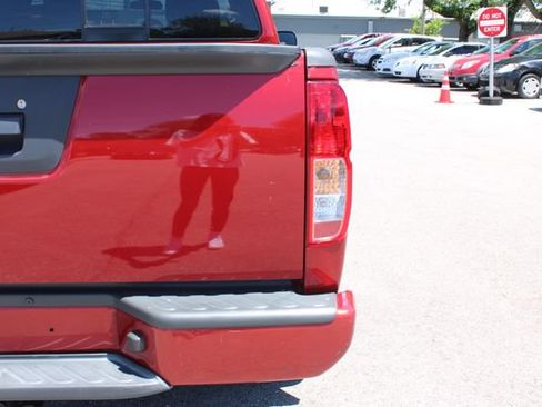 Used 2018 Nissan Frontier Desert Runner RWD image 35
