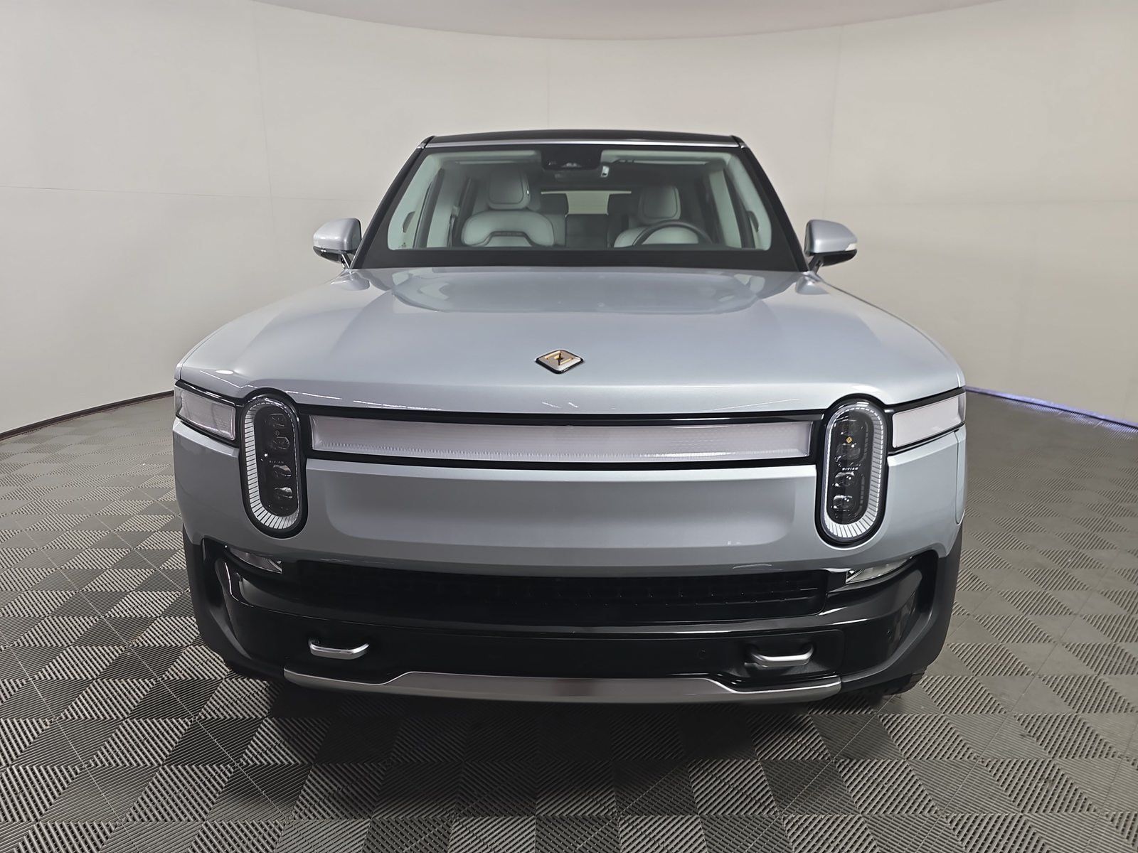 Used 2023 Rivian R1S Adventure Quad AWD/4WD image 8