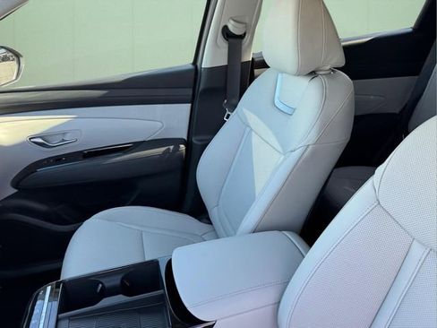 New 2026 Hyundai Tucson Limited AWD/4WD image 9
