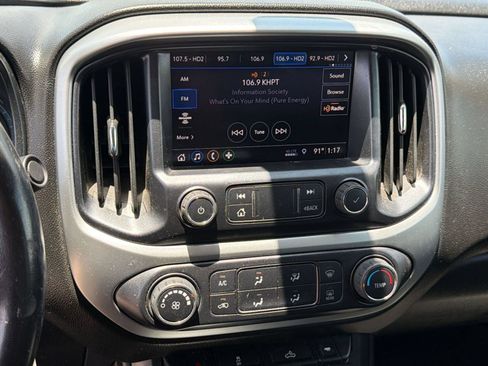 Used 2019 Chevrolet Colorado LT w/ LT Convenience Package RWD image 19