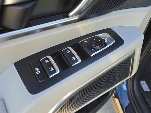 New 2025 Kia Telluride S image 19