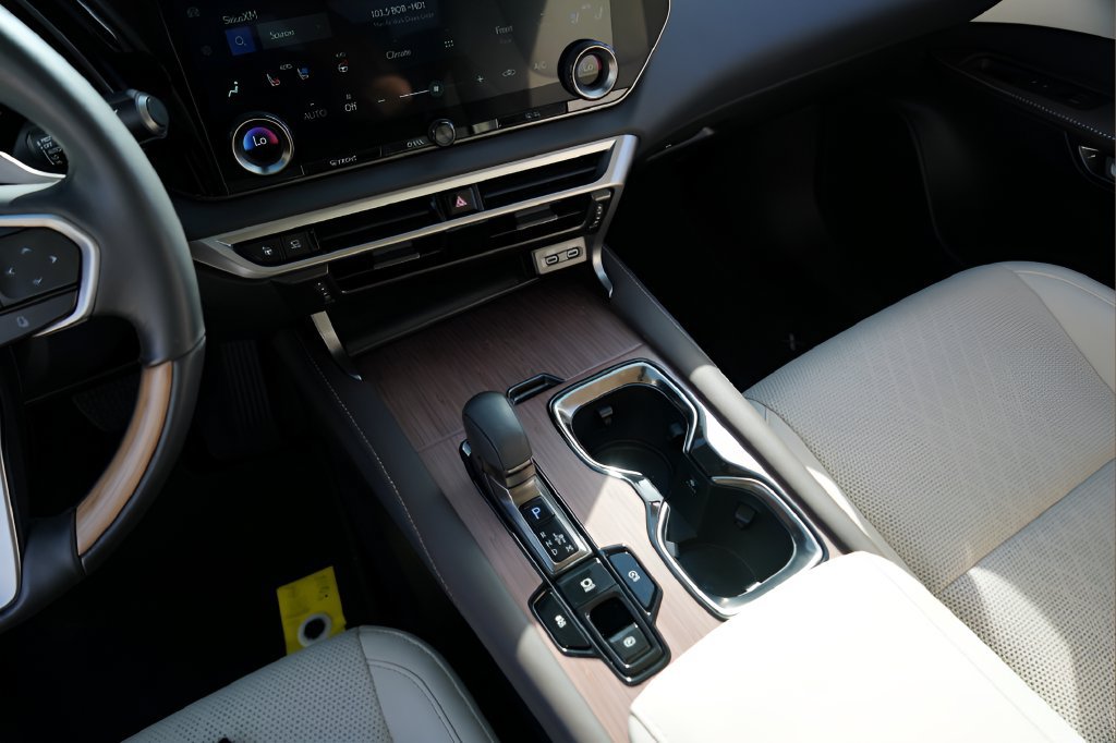 Used 2024 Lexus RX 350 Premium Plus w/ Convenience Package FWD image 18
