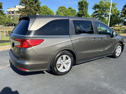 Used 2018 Honda Odyssey EX-L image 9