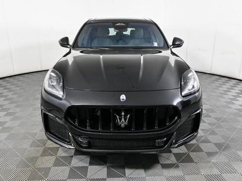 New 2025 Maserati Grecale Trofeo image 2