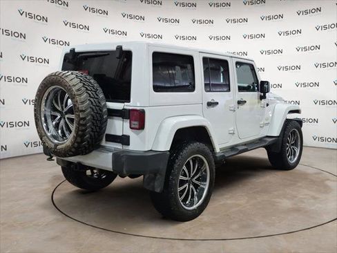 Used 2013 Jeep Wrangler Unlimited Sahara w/ Connectivity Group image 5